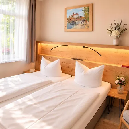 An Der Porzellan-manufaktur 3* Meißen