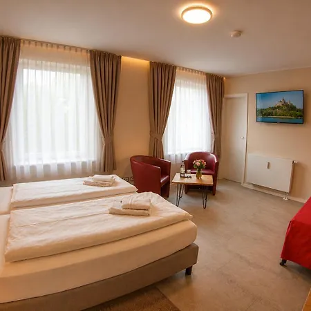 An Der Porzellan-manufaktur Guest house