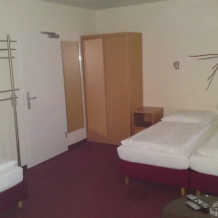 An Der Porzellan-manufaktur Otel Meißen