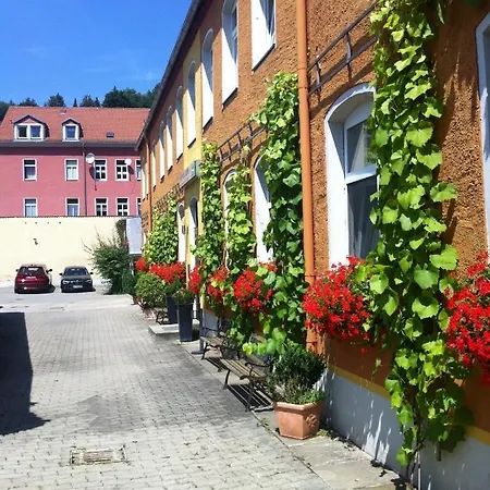 An Der Porzellan-manufaktur 2*