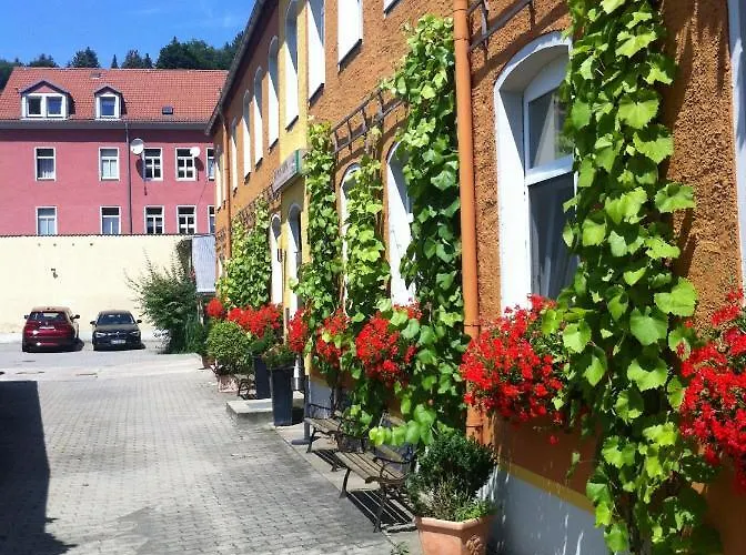 An Der Porzellan-manufaktur 2*